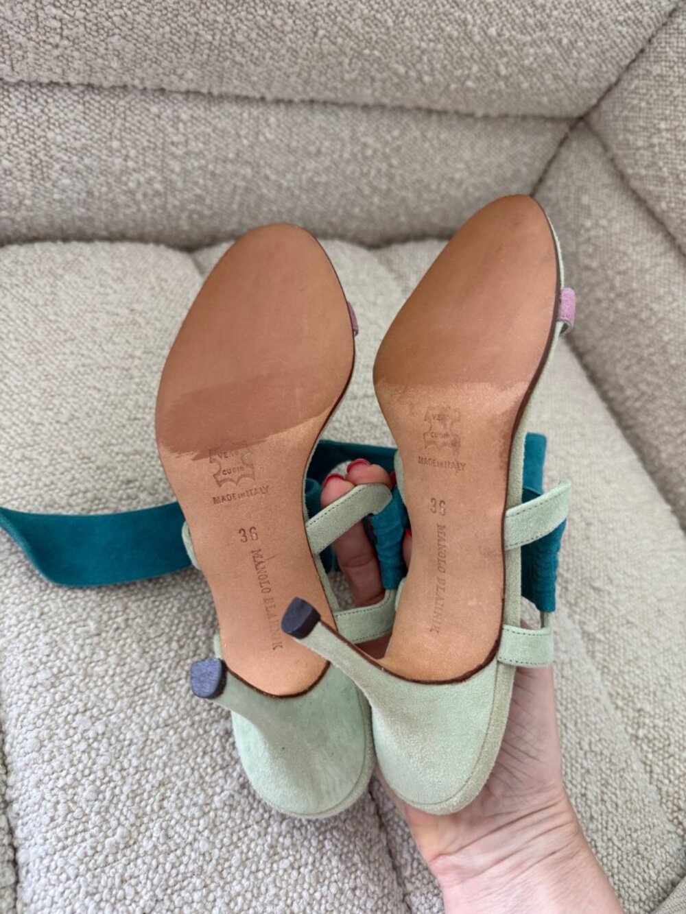 Extremely Rare Manolo Blahnik Sandals - Picture 6 of 7